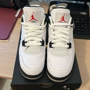 Big kids Air Jordan 4 Retro